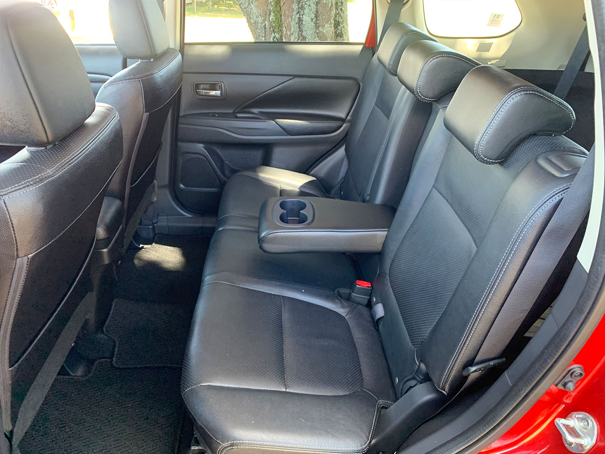 2017 Mitsubishi Outlander VRX 4WD 7 Seater 2.4L Petrol