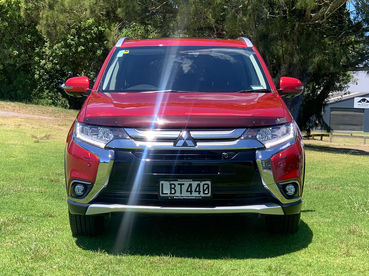 2017 Mitsubishi Outlander VRX 4WD 7 Seater 2.4L Petrol