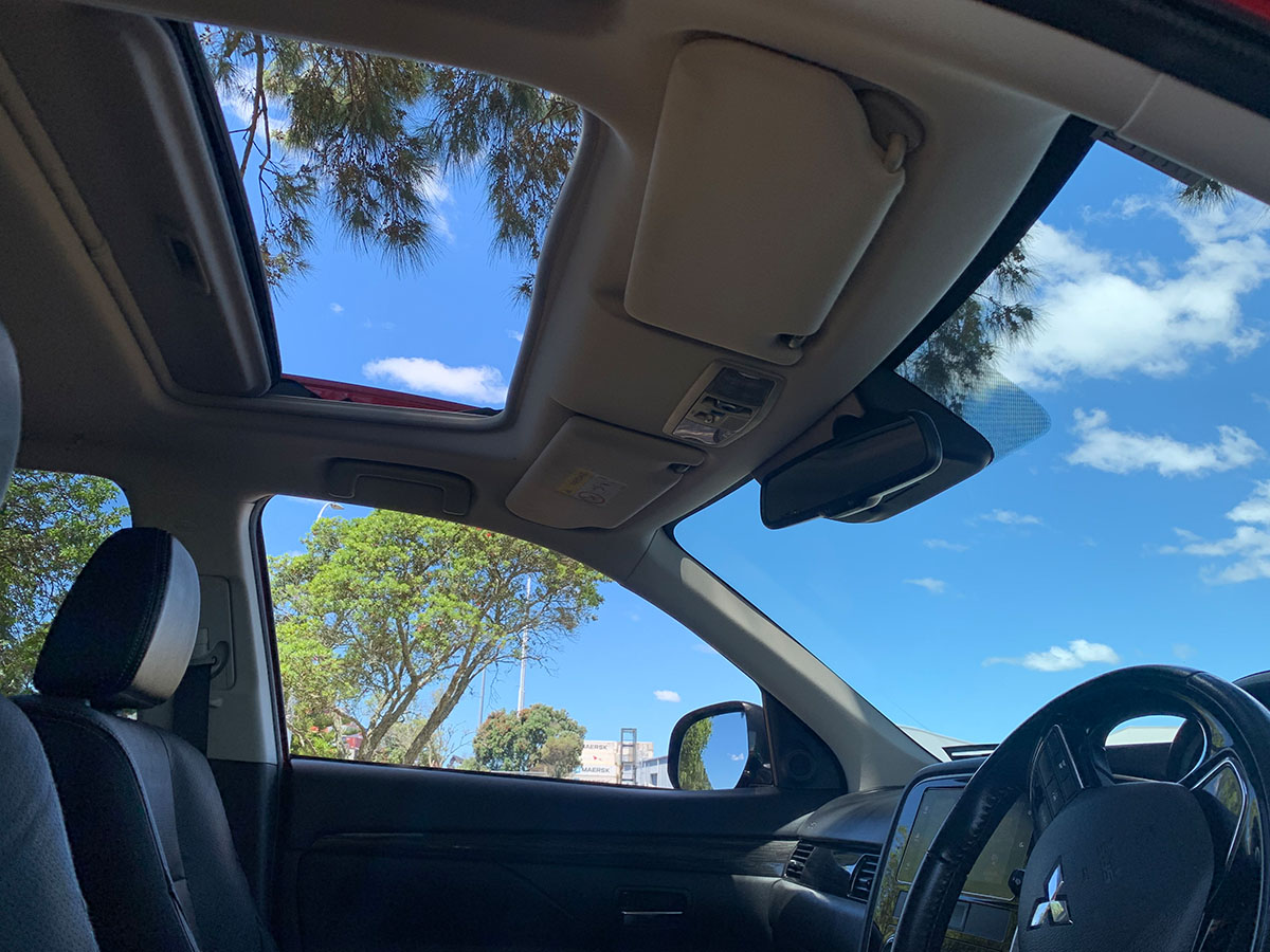 2017 Mitsubishi Outlander VRX 4WD 7 Seater 2.4L Petrol