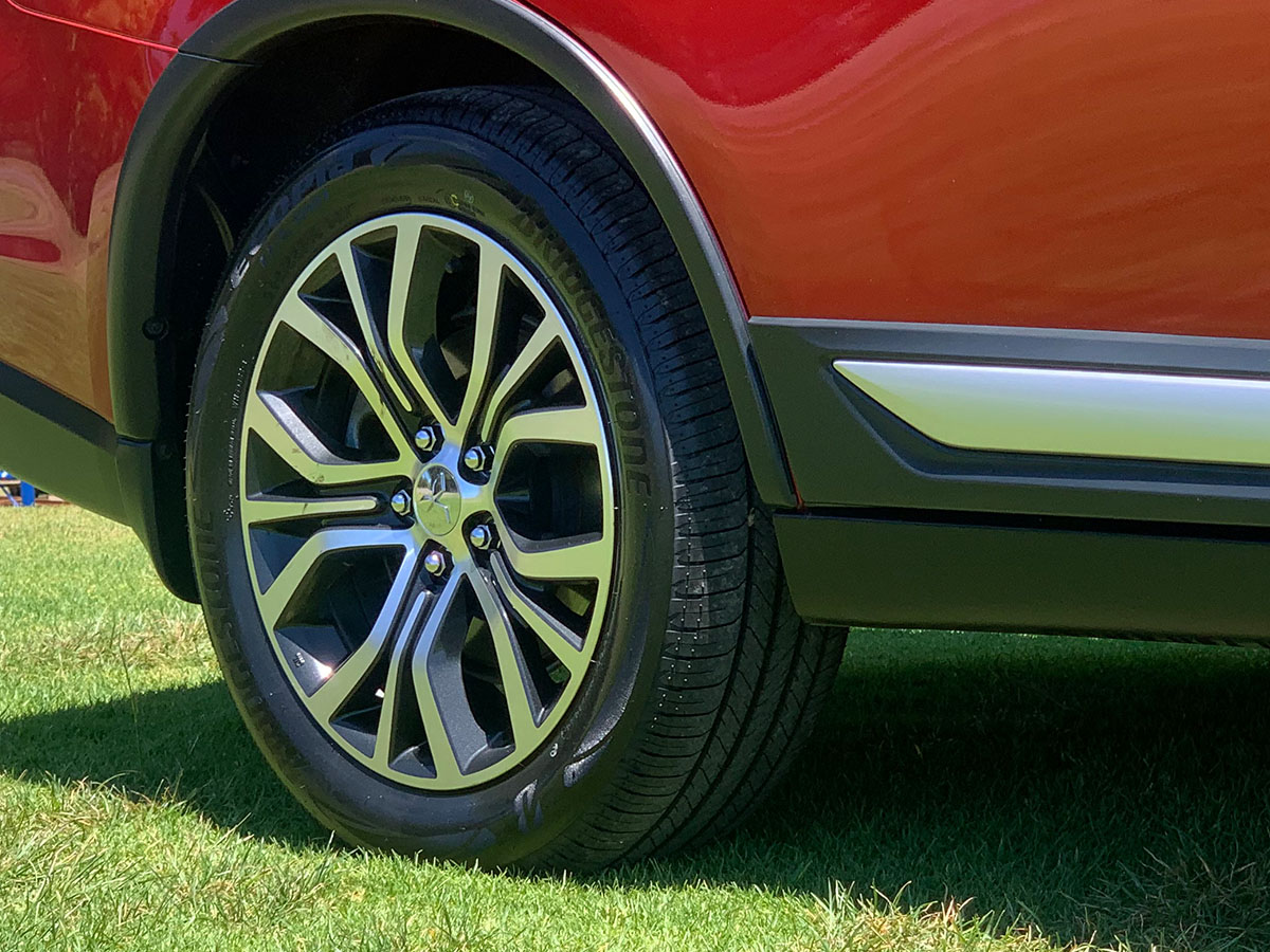 2017 Mitsubishi Outlander VRX 4WD 7 Seater 2.4L Petrol