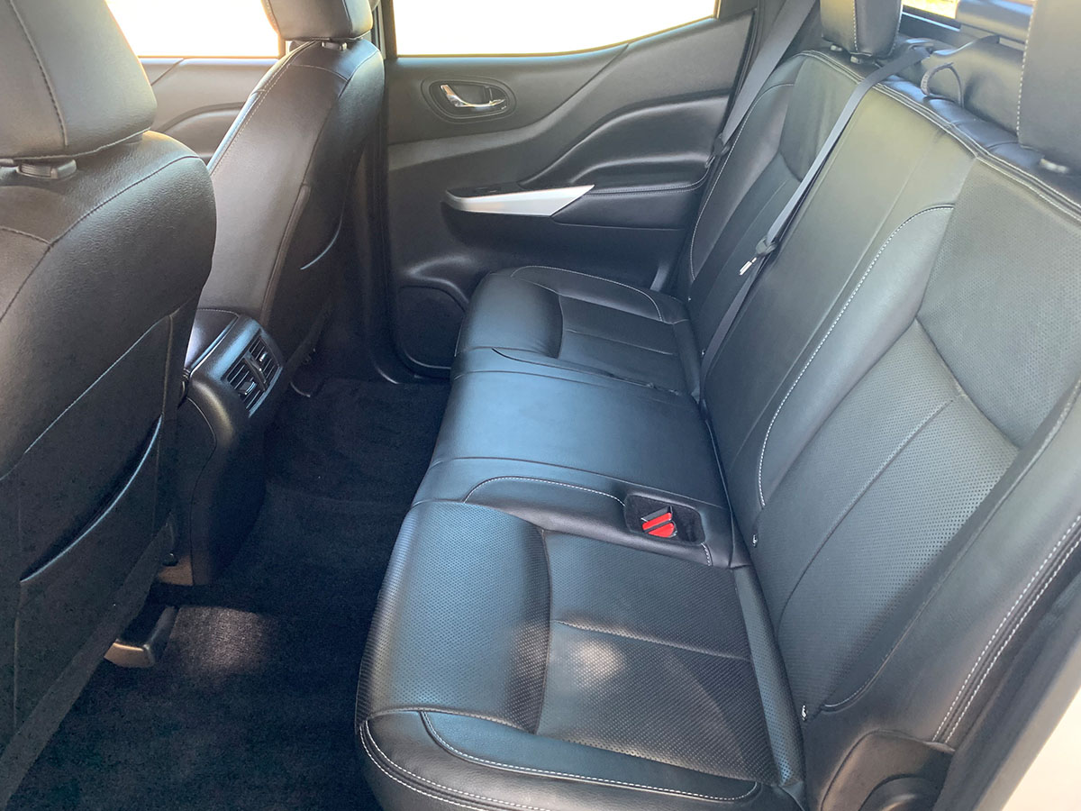 2020 Nissan Navara ST-X 2.3L Diesel