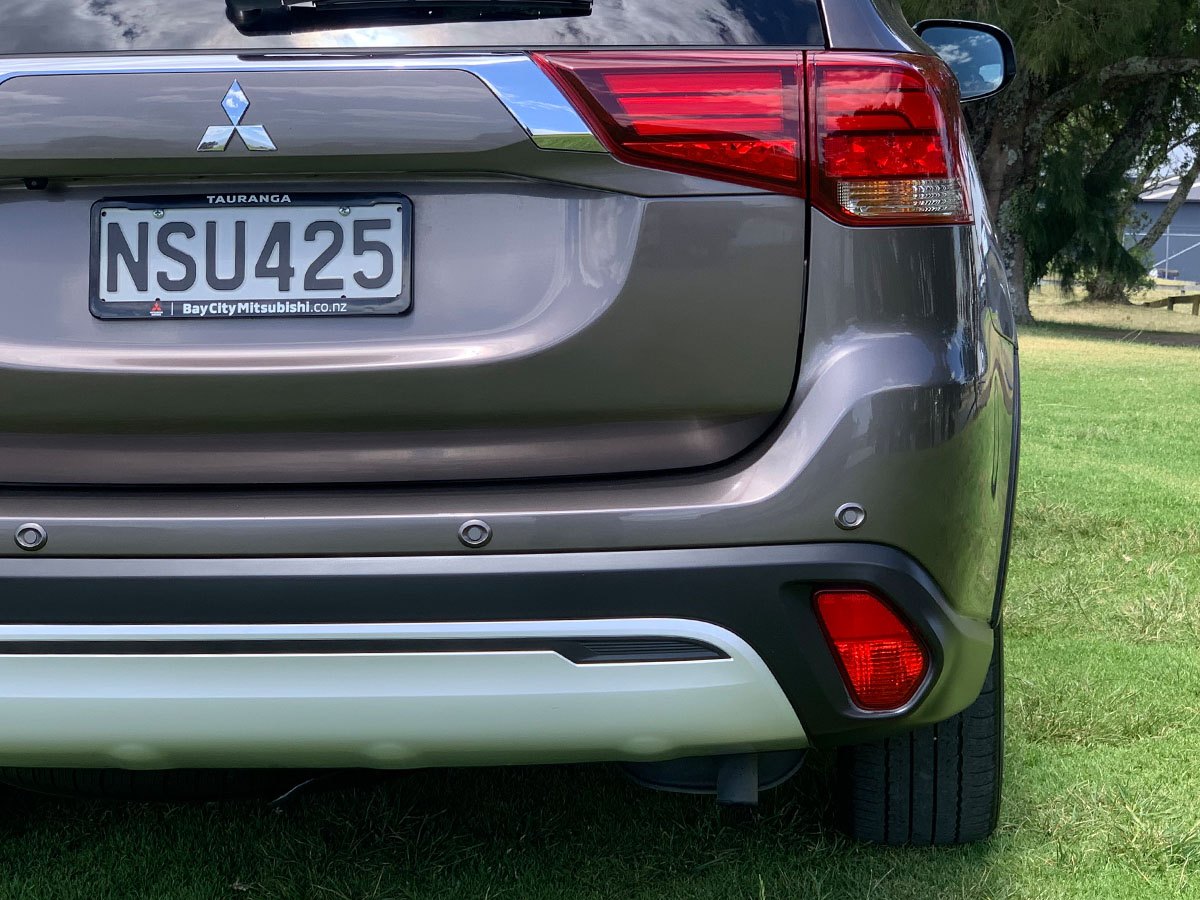 2021 Mitsubishi Outlander LS 2.4L Petrol 7 Seater Automatic