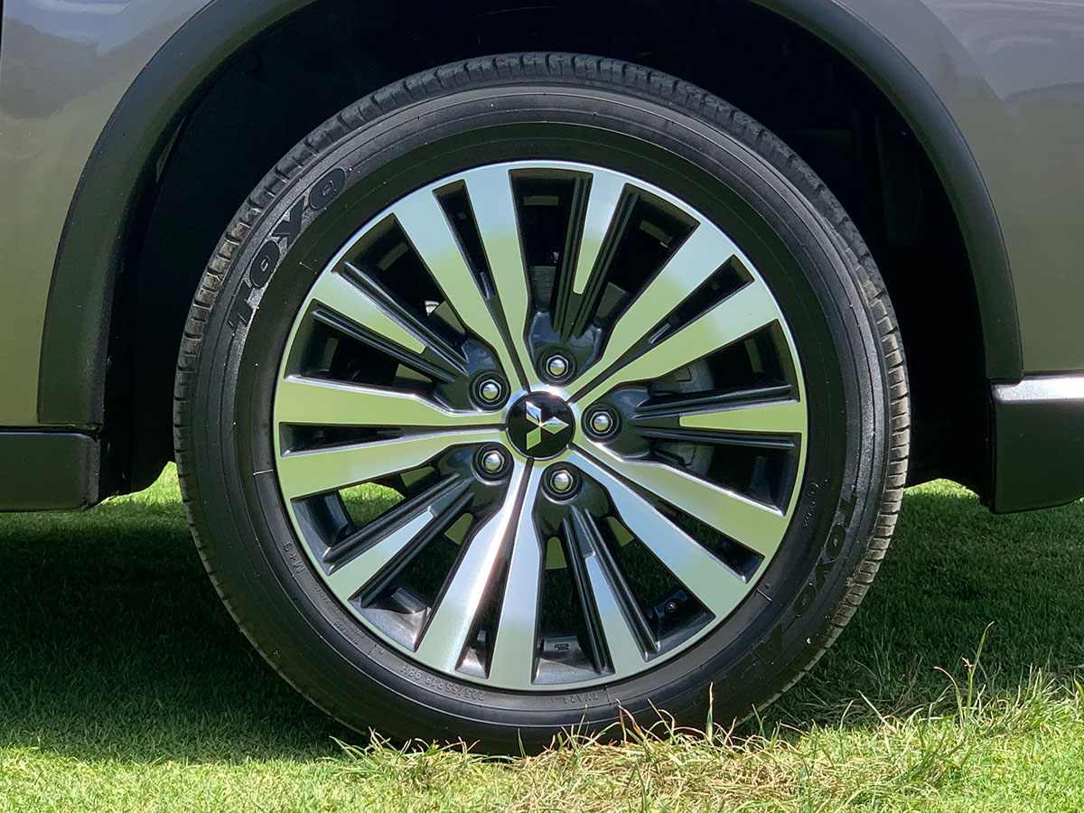 2021 Mitsubishi Outlander LS 2.4L Petrol 7 Seater Automatic