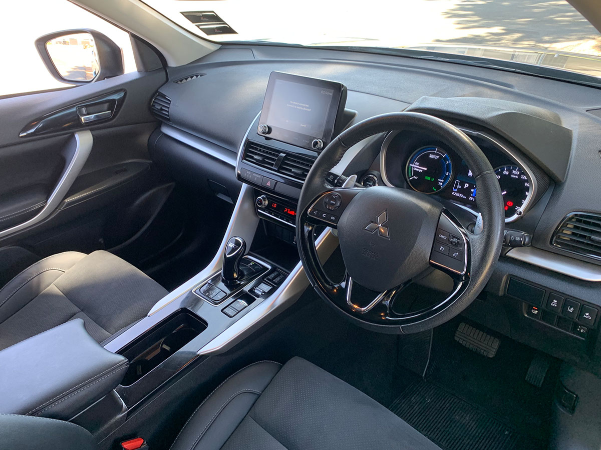 2022 Mitsubishi Eclipse Cross PHEV XLS 4WD HYBRID