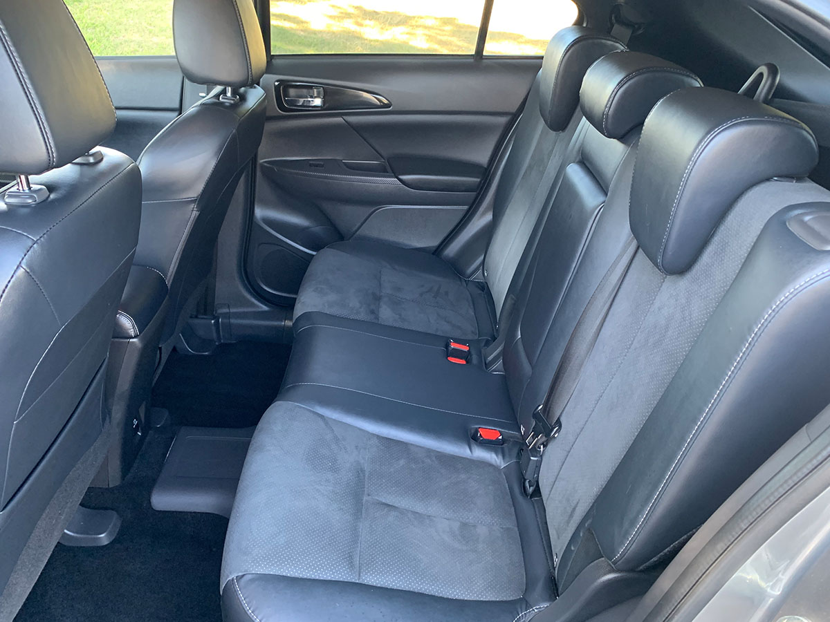 2022 Mitsubishi Eclipse Cross PHEV XLS 4WD HYBRID