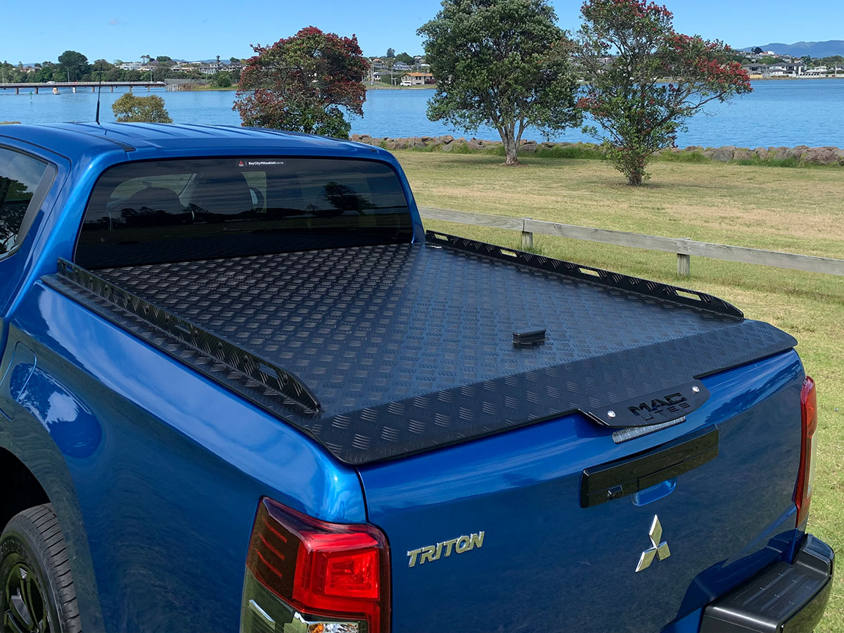 2022 Mitsubishi Triton GLSB 4WD 2.4L Diesel Turbo 6 Speed Auto