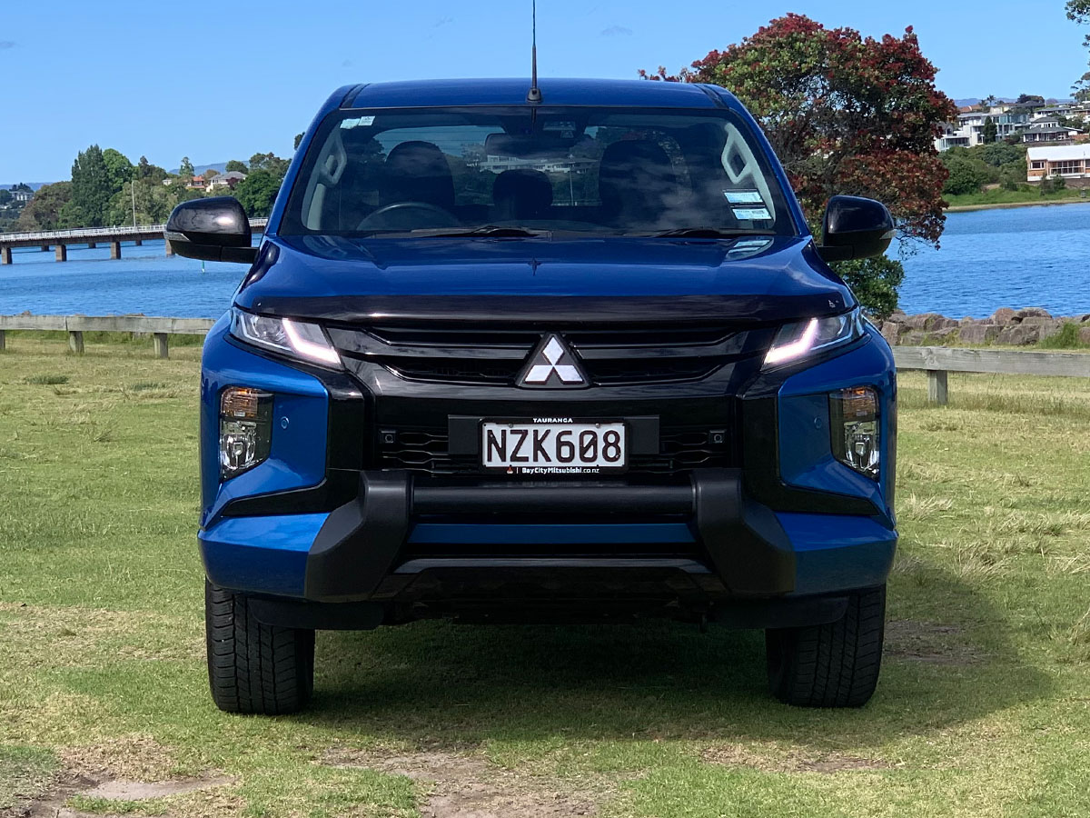 2022 Mitsubishi Triton GLSB 4WD 2.4L Diesel Turbo 6 Speed Auto