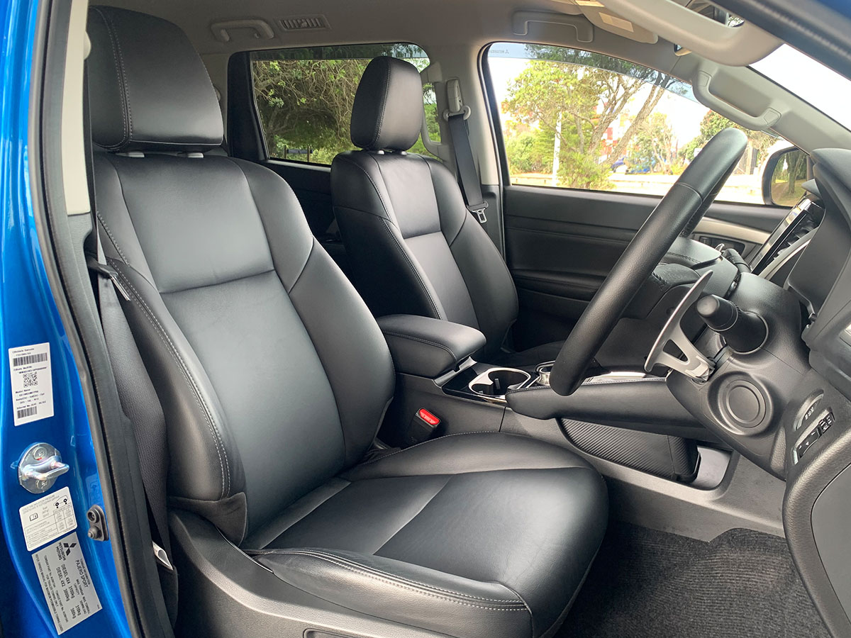 2023 Mitsubishi Pajero Sport VRX 4WD 7 Seater