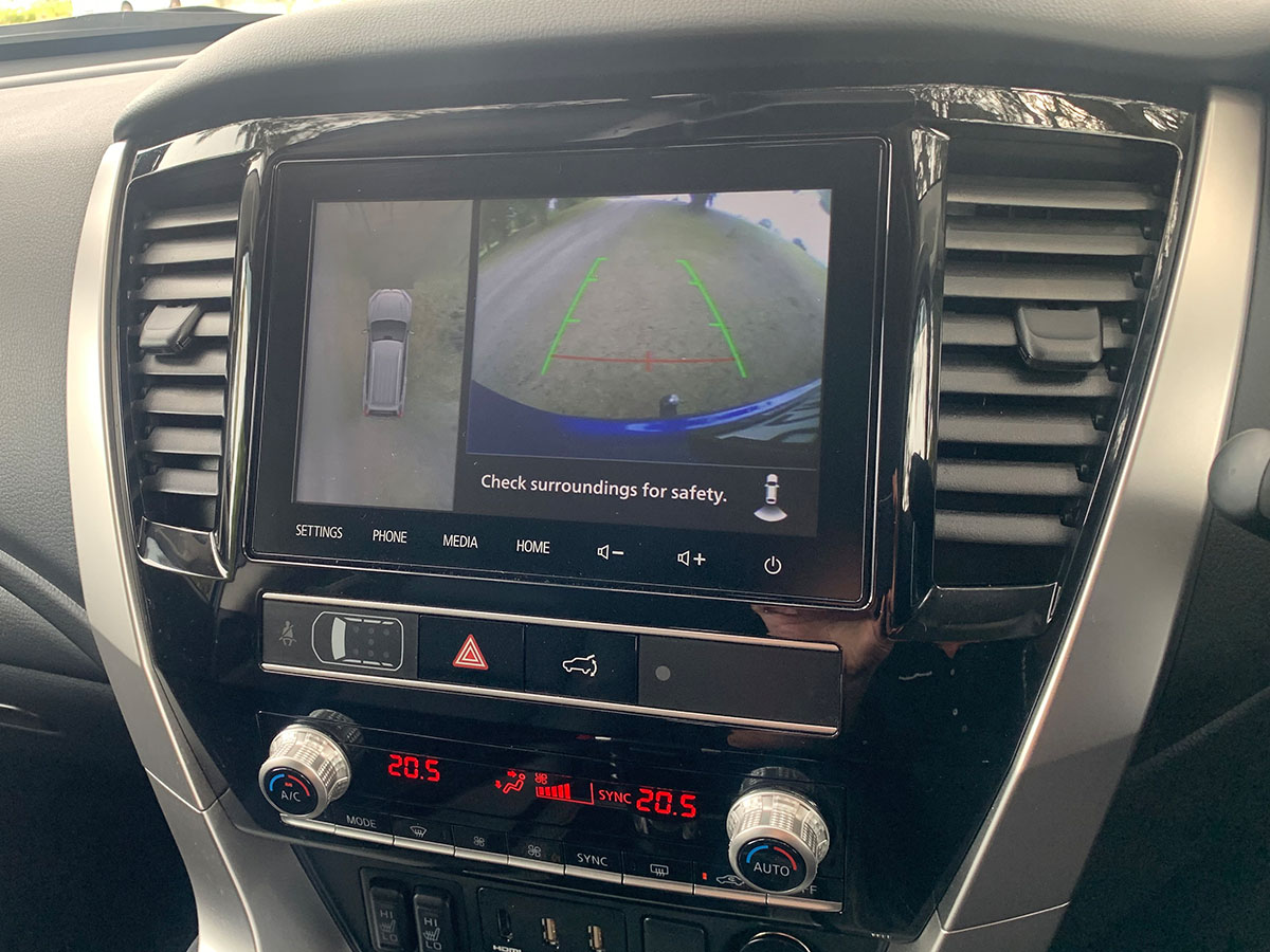 2023 Mitsubishi Pajero Sport VRX 4WD 7 Seater