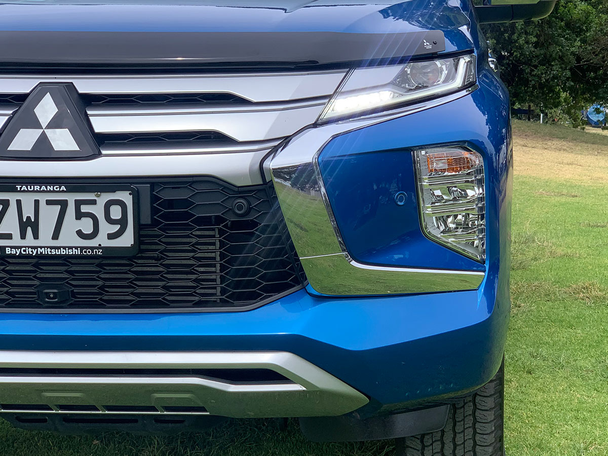 2023 Mitsubishi Pajero Sport VRX 4WD 7 Seater