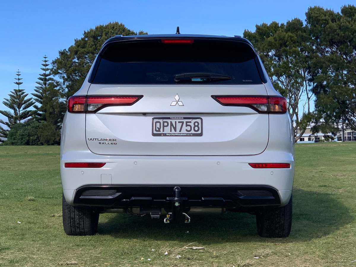 2024 Mitsubishi Outlander Exceed 2.5L 4WD 7 Seater CVT Auto