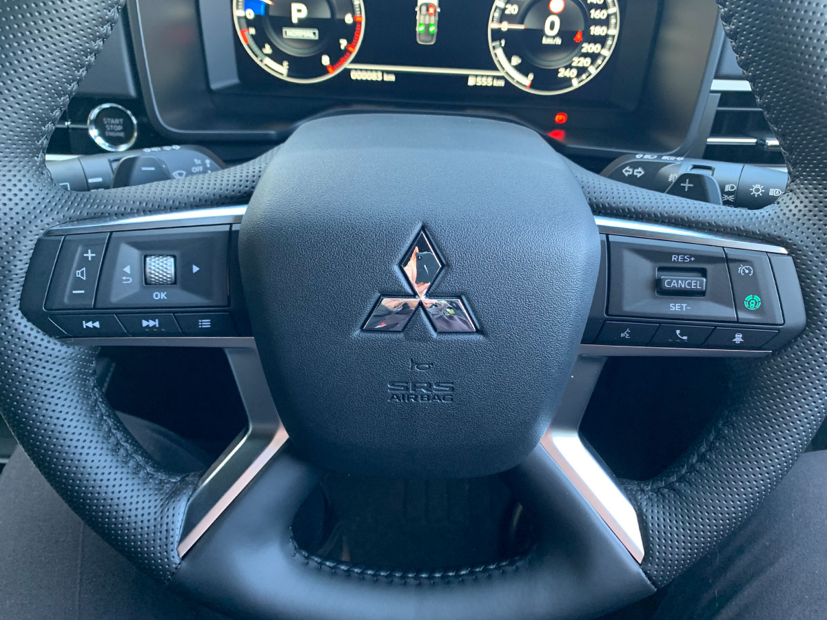 2024 Mitsubishi Outlander Exceed 2.5L 4WD 7 Seater CVT Auto