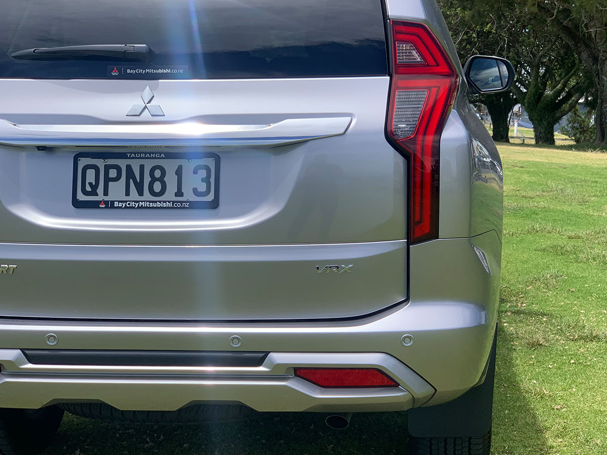 2024 Mitsubishi Pajero Sport VRX