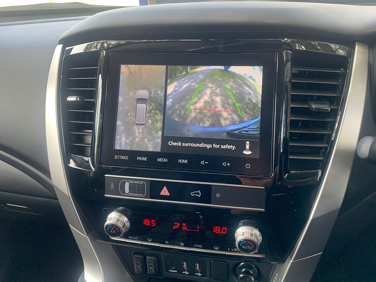 2024 Mitsubishi Pajero Sport VRX