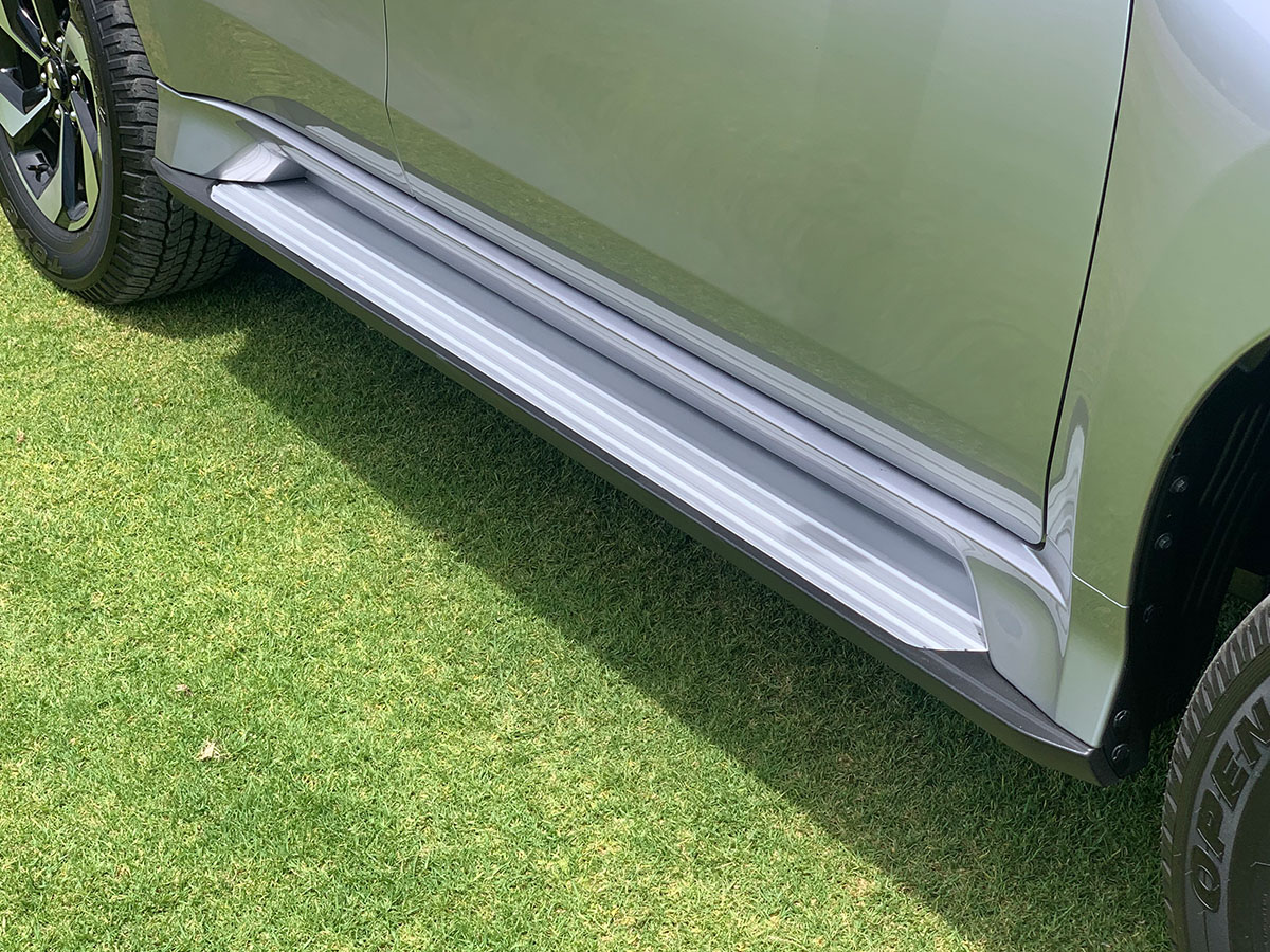 2024 Mitsubishi Pajero Sport VRX