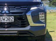 2024 Mitsubishi Pajero Sport VRX Black Edition
