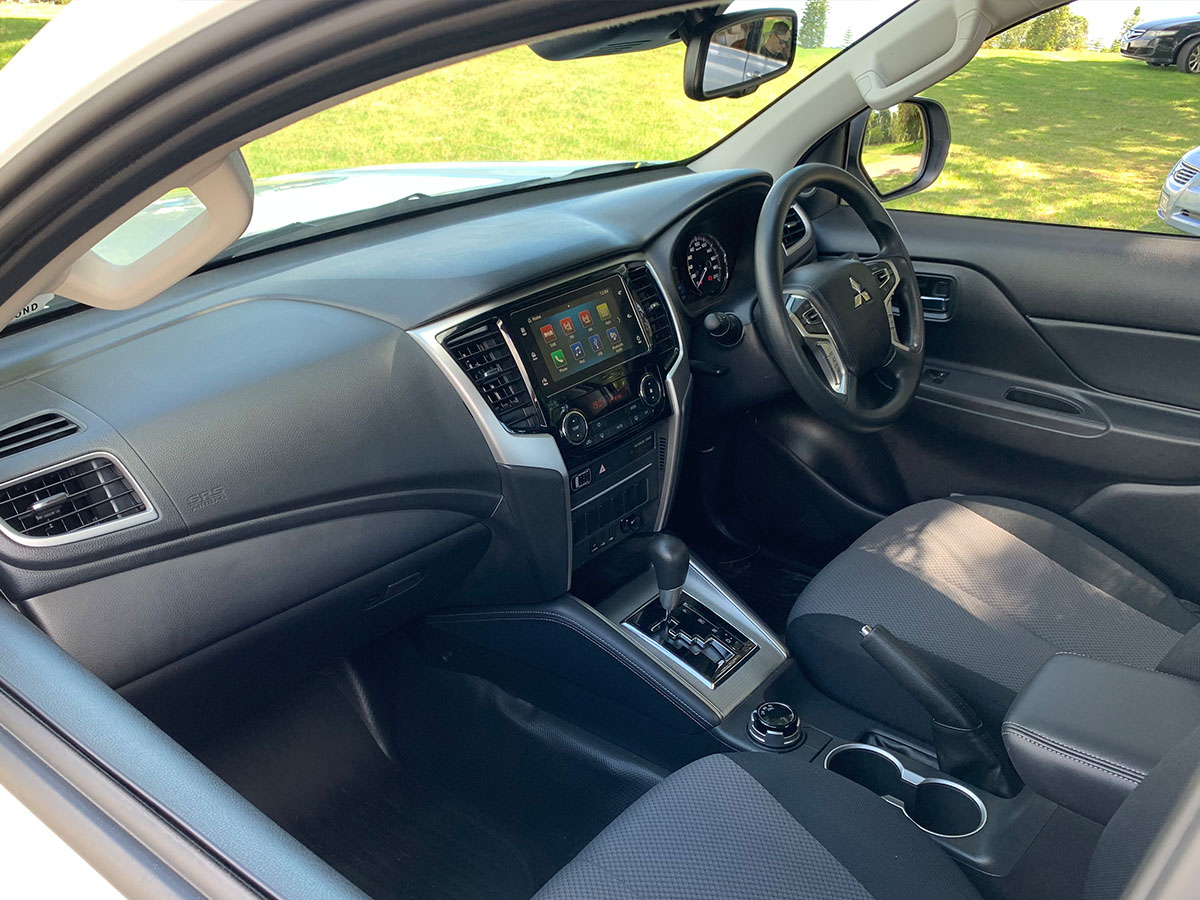 2024 Mitsubishi Triton GLX Club Cab 4WD – Includes Tray