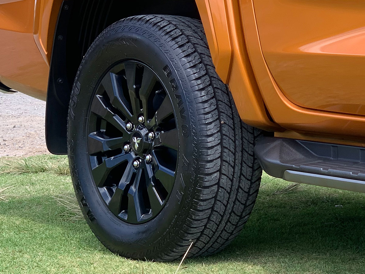 2024 Mitsubishi Triton VRX 4WD 2.4L Bi-Turbo Diesel 6 Speed Auto