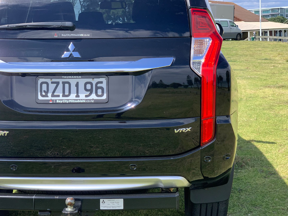 2016 Mitsubishi Pajero Sport VRX 2.4L Diesel 4WD 8 Speed Automatic