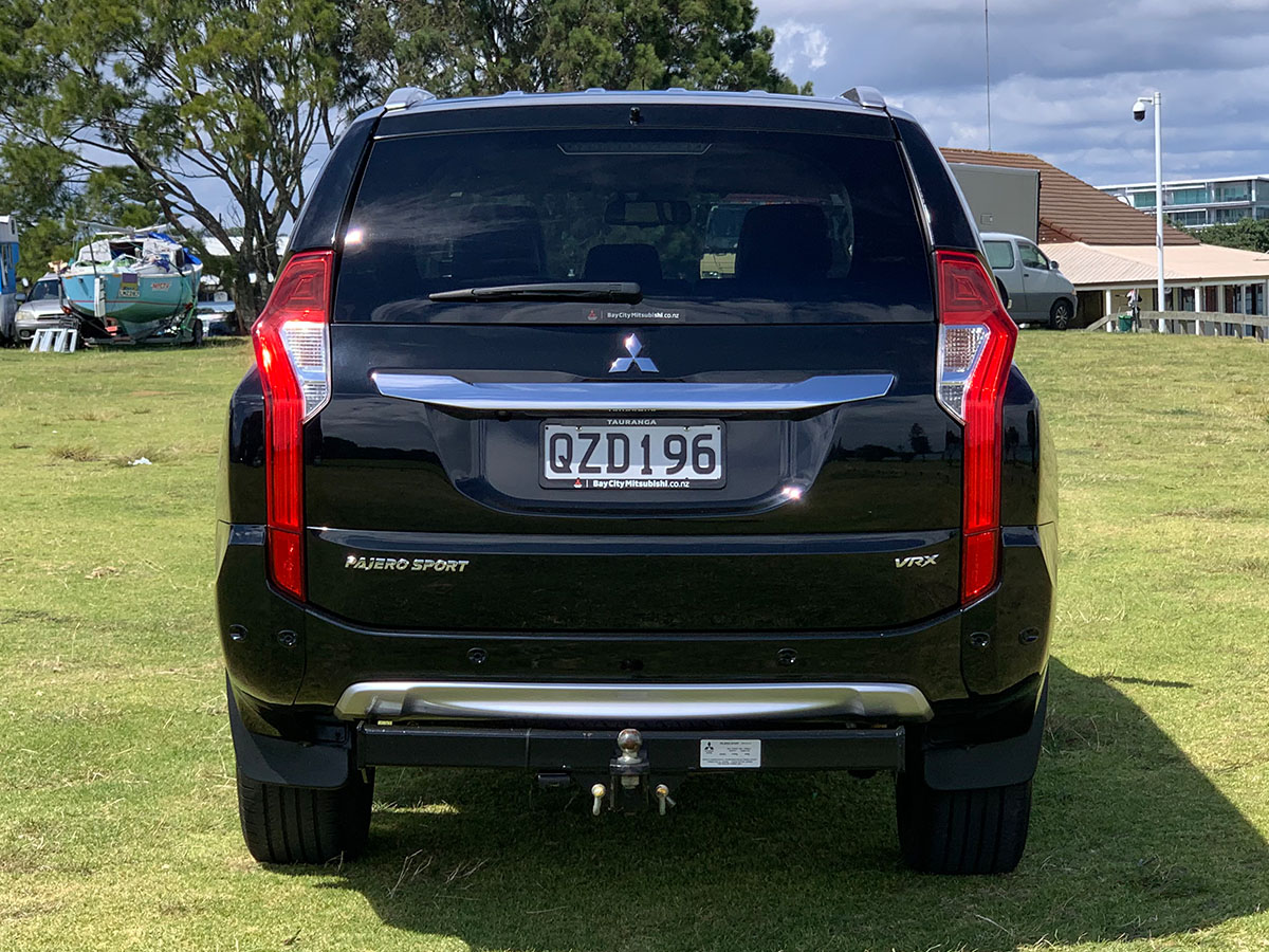 2016 Mitsubishi Pajero Sport VRX 2.4L Diesel 4WD 8 Speed Automatic