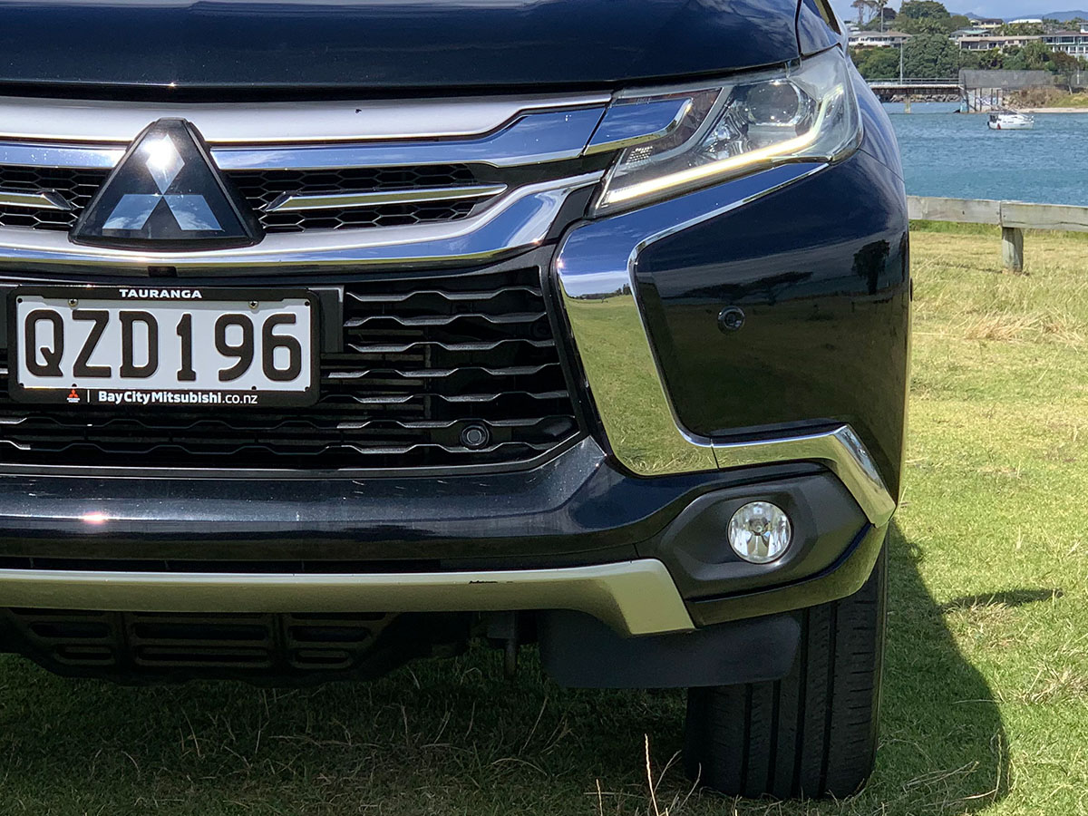 2016 Mitsubishi Pajero Sport VRX 2.4L Diesel 4WD 8 Speed Automatic