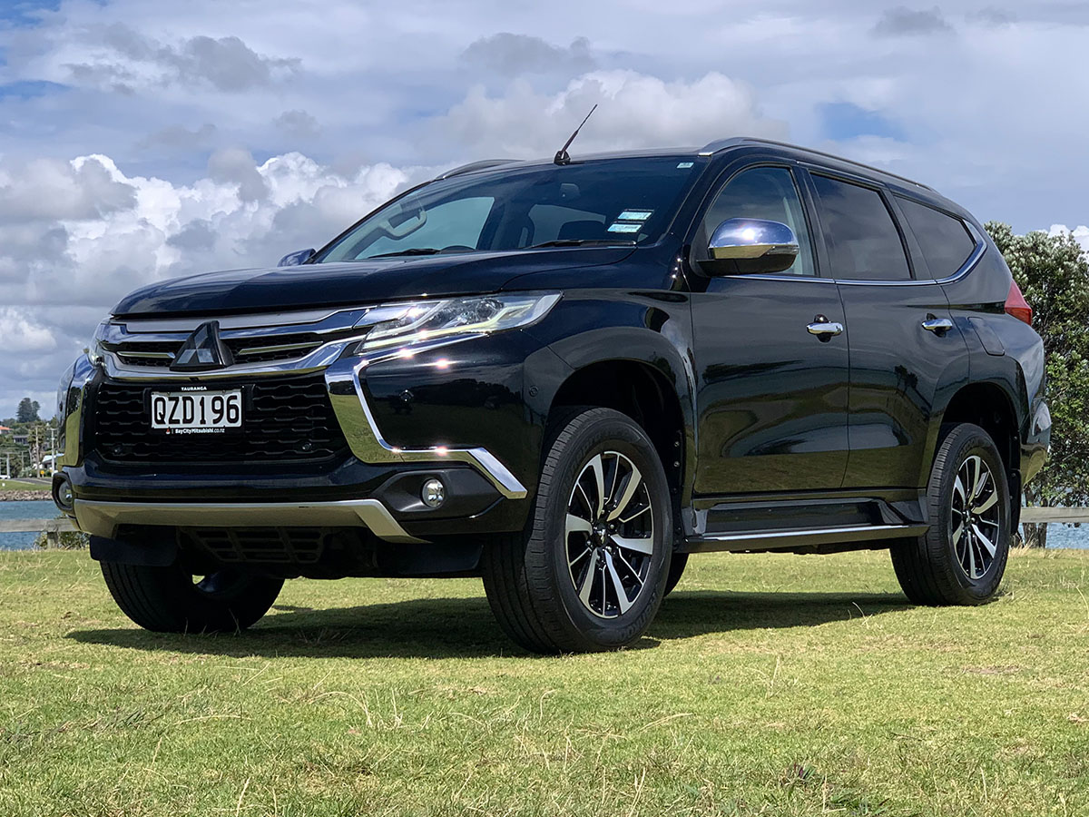 2016 Mitsubishi Pajero Sport VRX 2.4L Diesel 4WD 8 Speed Automatic