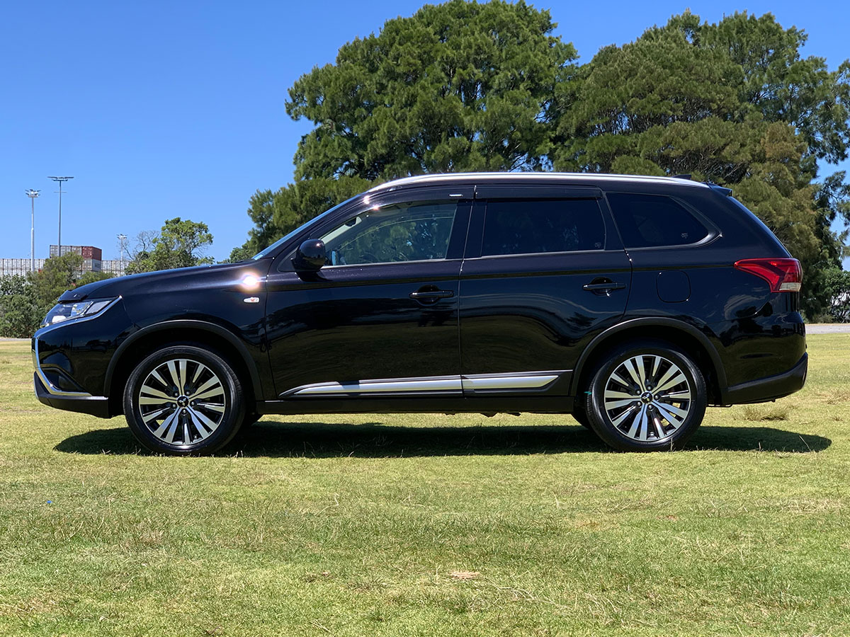 2021 Mitsubishi Outlander LS 2.4L Petrol 7 Seater Automatic