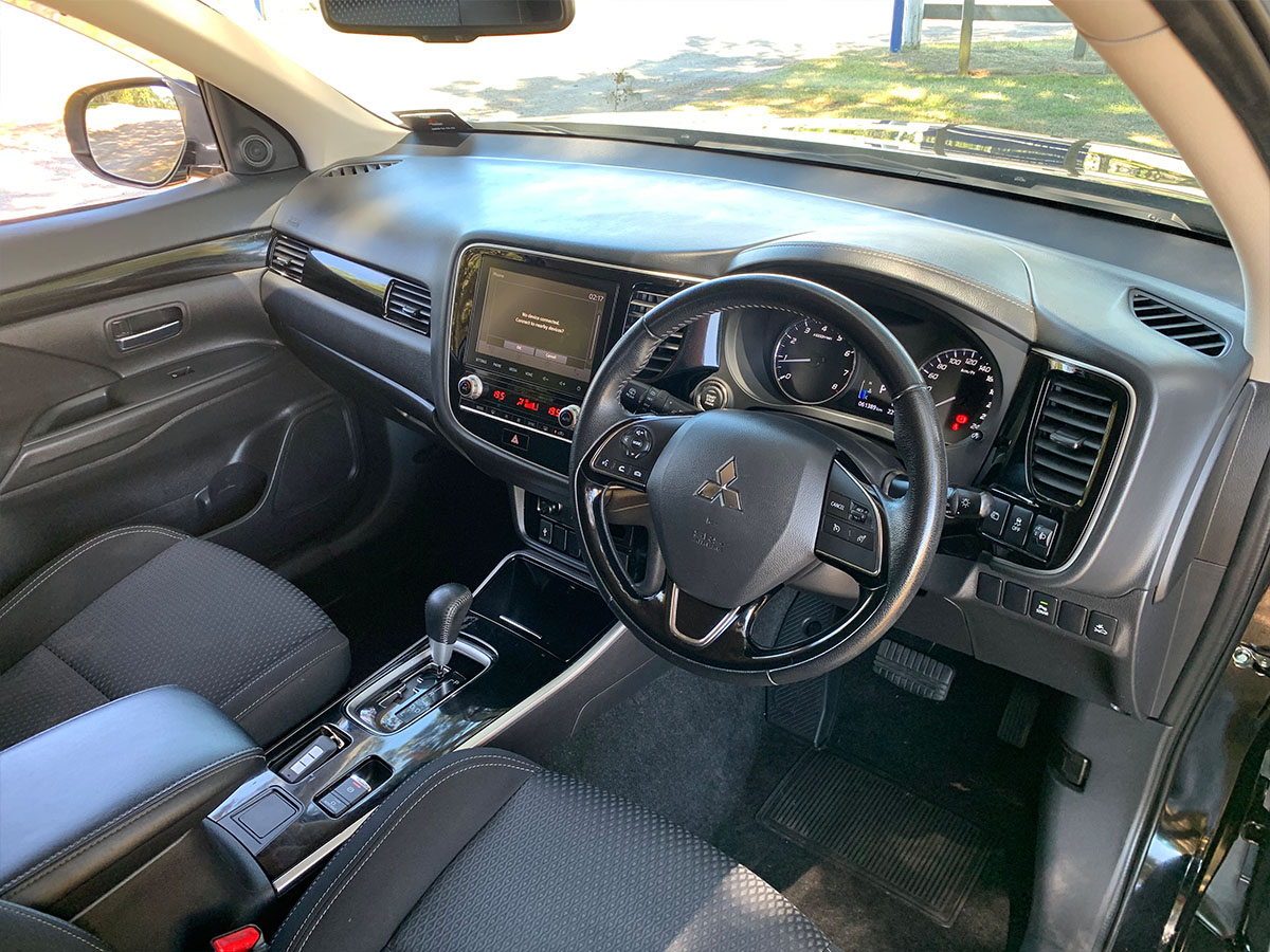 2021 Mitsubishi Outlander LS 2.4L Petrol 7 Seater Automatic