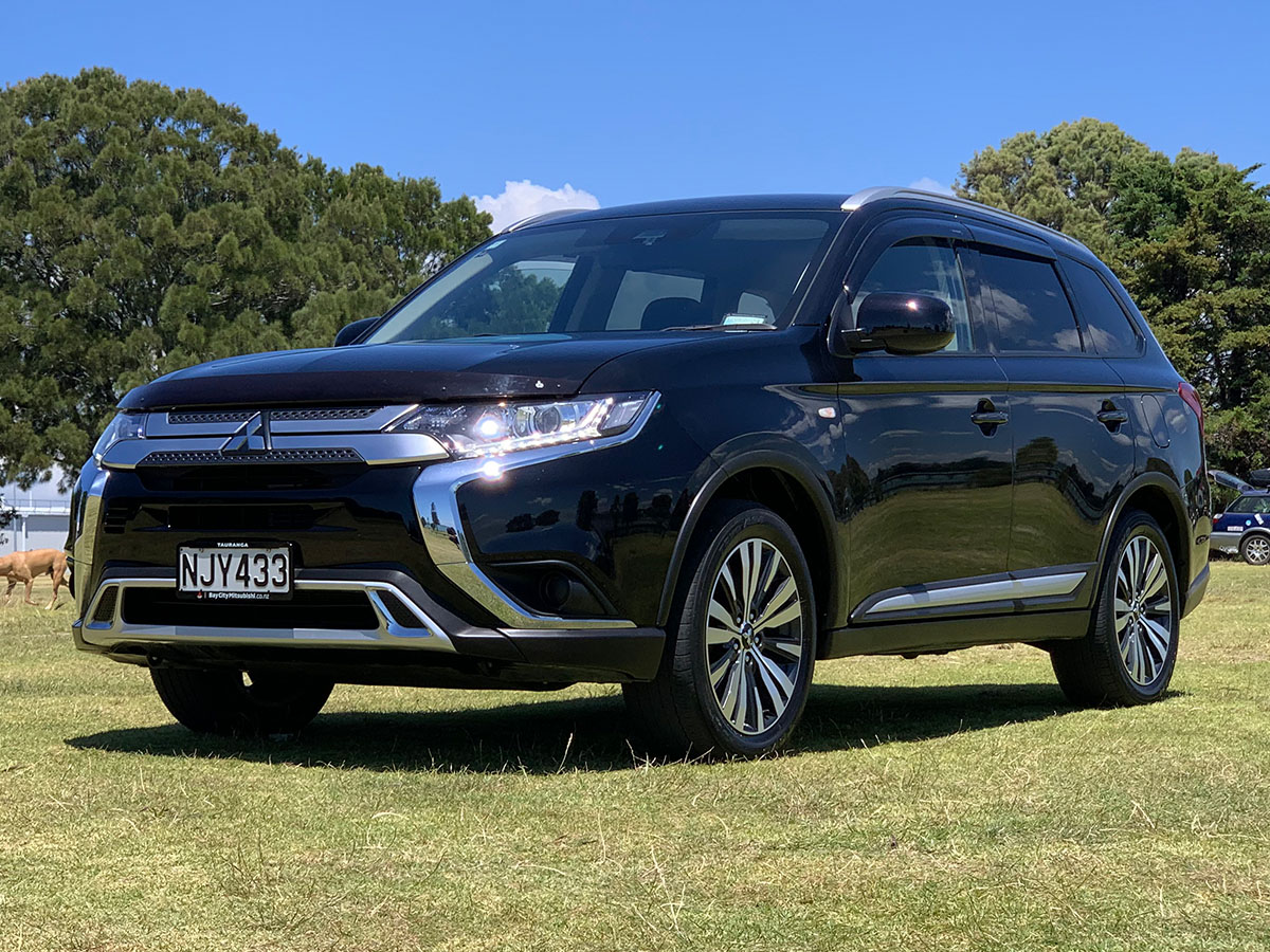 2021 Mitsubishi Outlander LS 2.4L Petrol 7 Seater Automatic