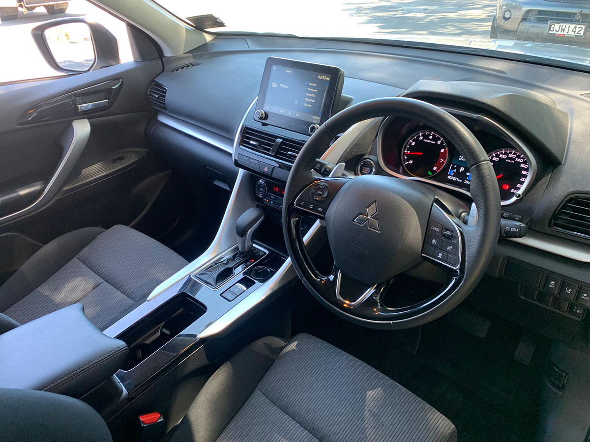 2024 Mitsubishi Eclipse Cross XLS 2WD