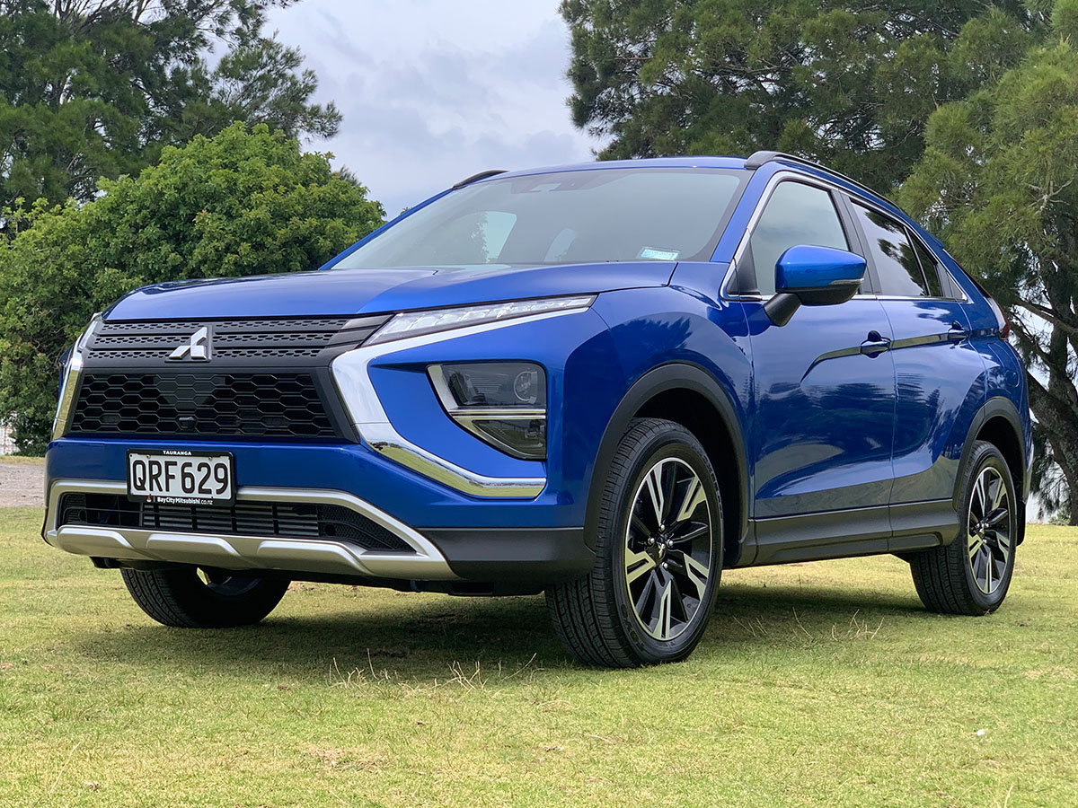 2024 Mitsubishi Eclipse Cross XLS 2WD