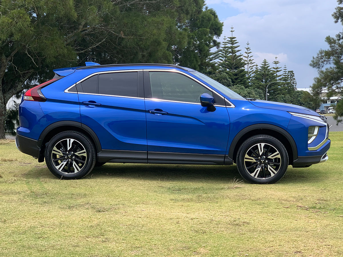 2024 Mitsubishi Eclipse Cross XLS 2WD