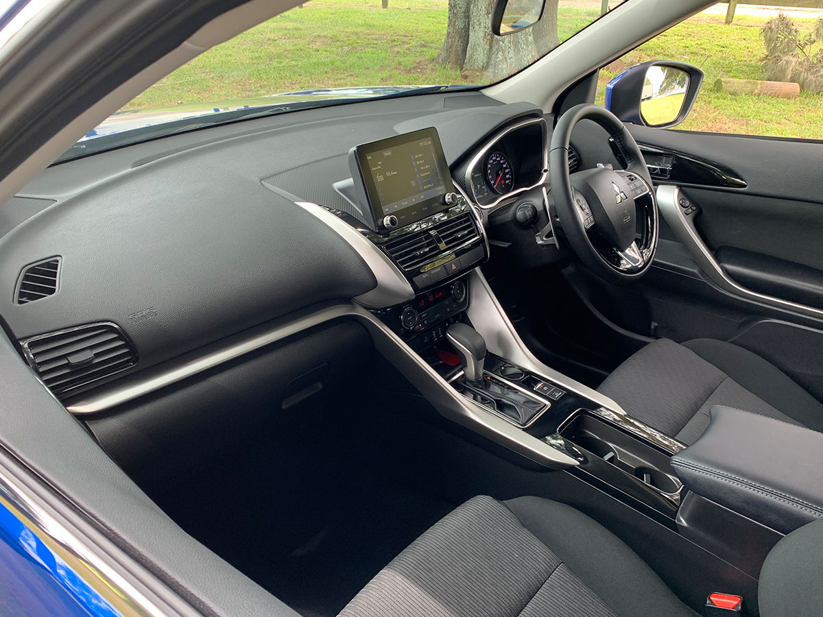 2024 Mitsubishi Eclipse Cross XLS 2WD