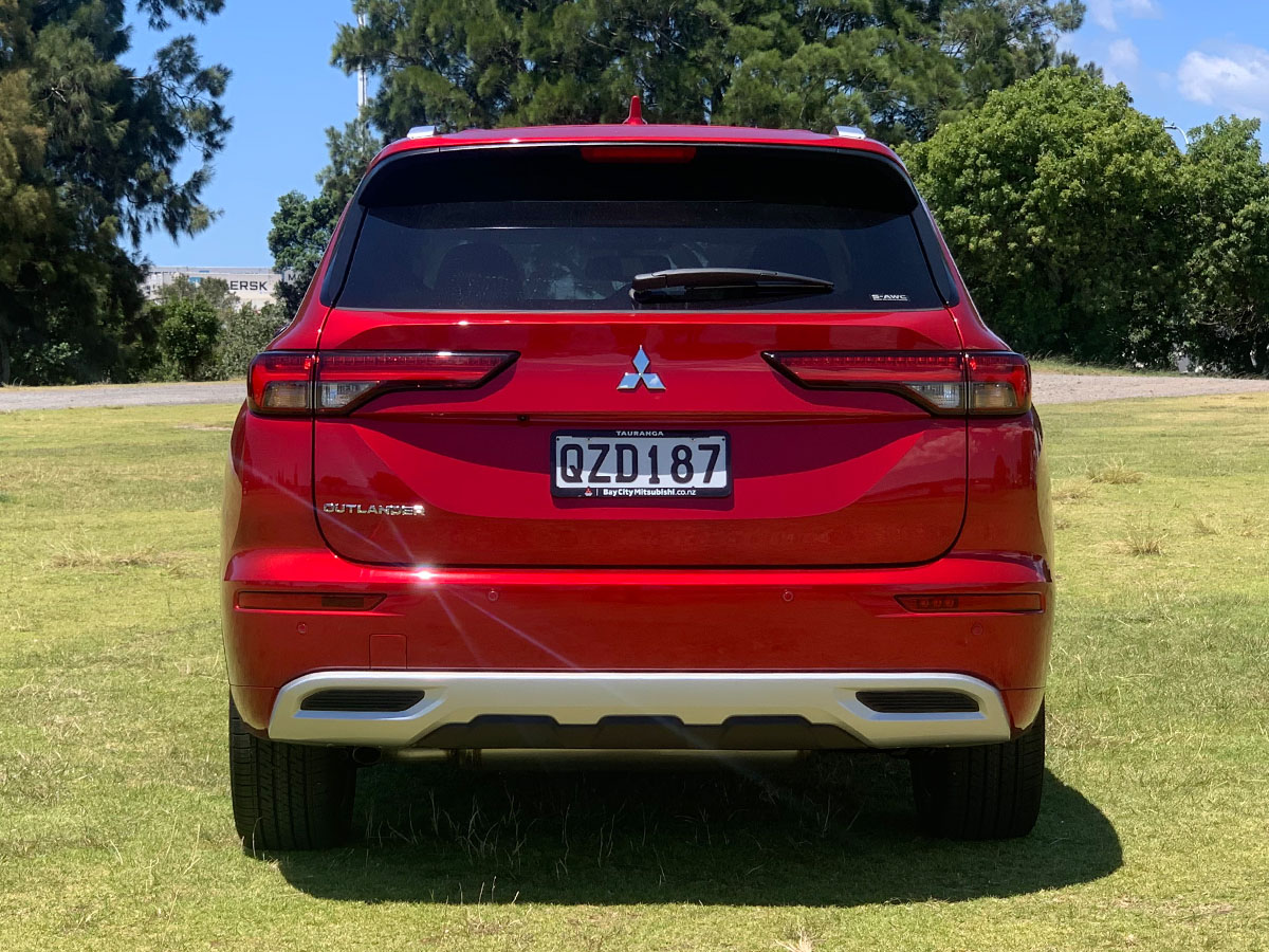 2024 Mitsubishi Outlander VRX 2.5L 4WD 7 Seater CVT Auto