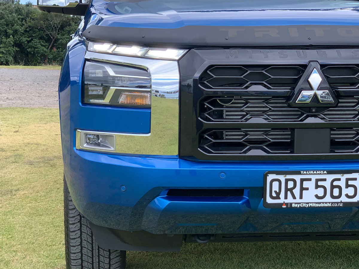 2024 Mitsubishi Triton GLXR 2WD 2.4L Bi-Turbo Diesel 6 Speed Auto