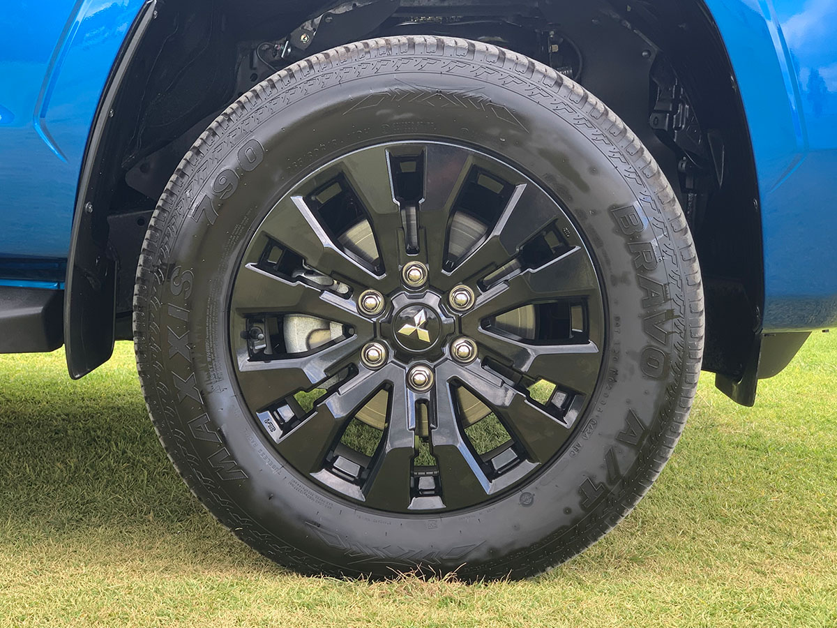 2024 Mitsubishi Triton GLXR 2WD 2.4L Bi-Turbo Diesel 6 Speed Auto