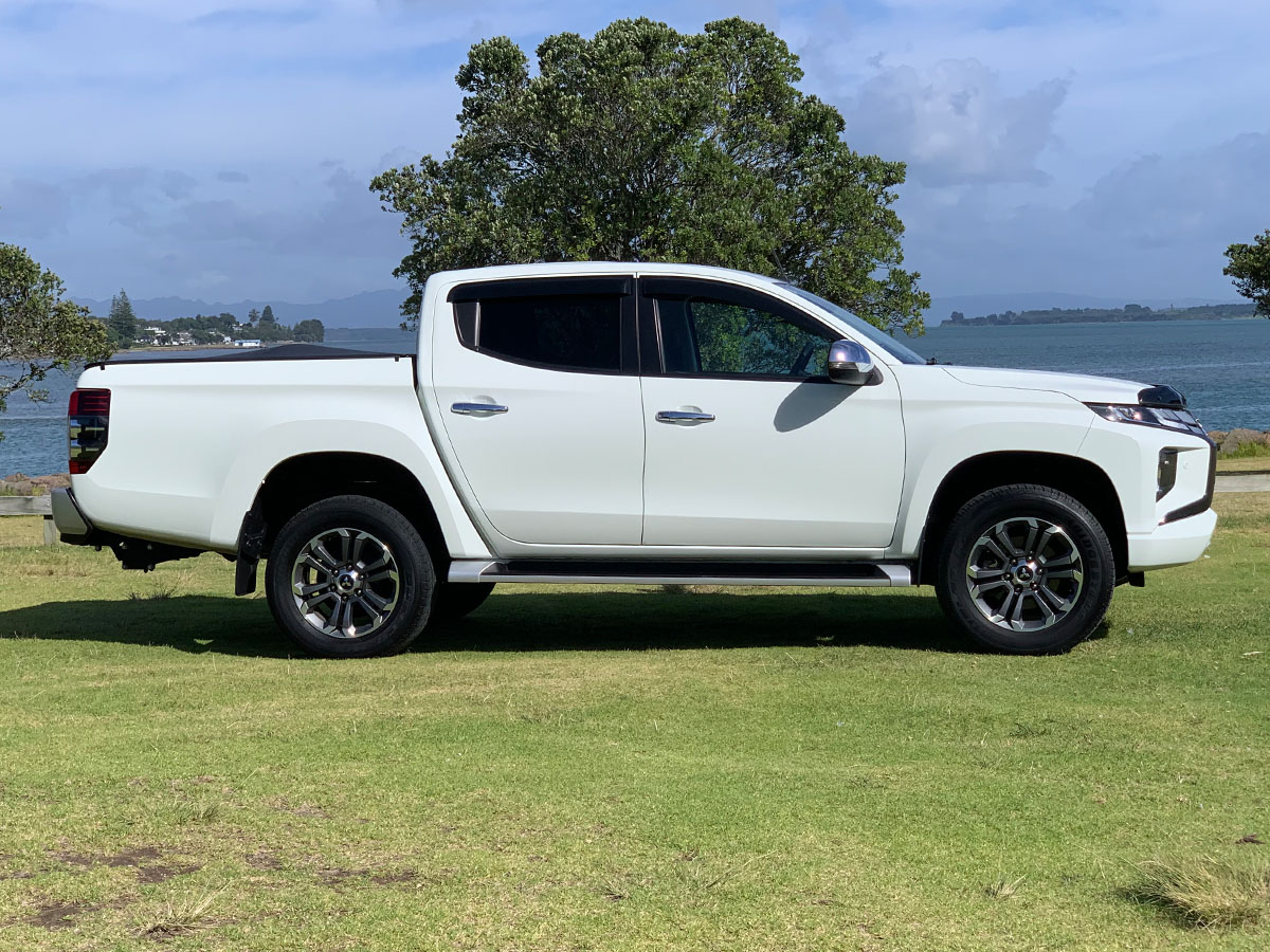 2022 Mitsubishi Triton GLXR 2.4L Diesel Turbo 2WD 6 Speed Auto