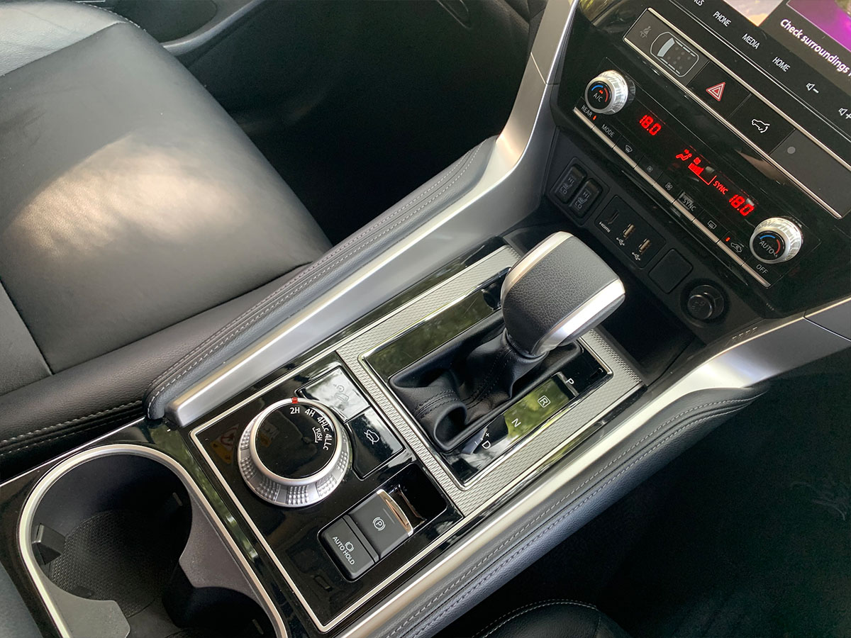 2023 Mitsubishi Pajero Sport VRX 4WD 7 Seater