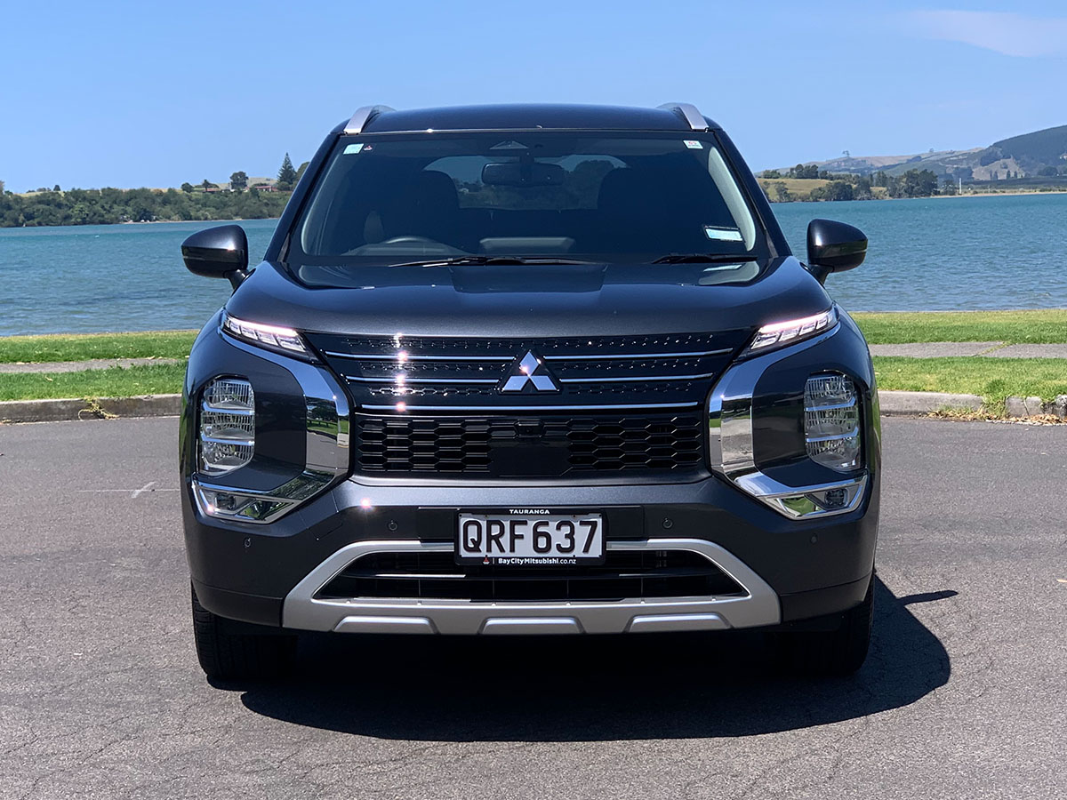 2024 Mitsubishi Outlander XLS 4WD 7 Seater 2.5L Petrol Auto