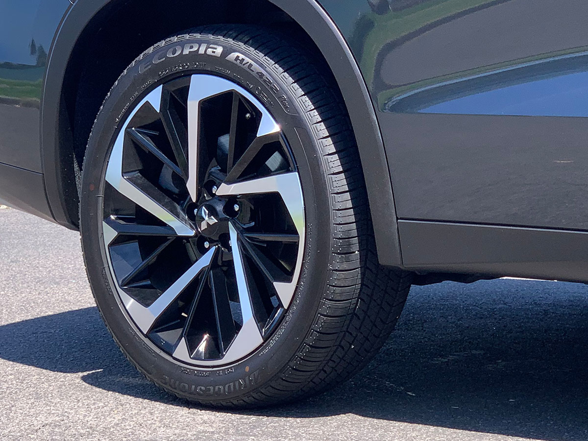 2024 Mitsubishi Outlander XLS 4WD 7 Seater 2.5L Petrol Auto