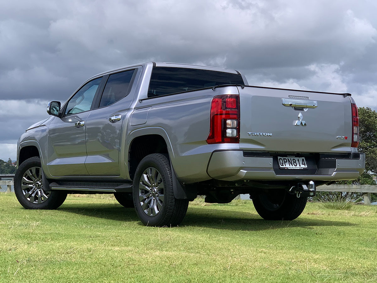 2024 Mitsubishi Triton GLXR 2WD 2.4L Bi-Turbo Diesel 6 Speed Auto