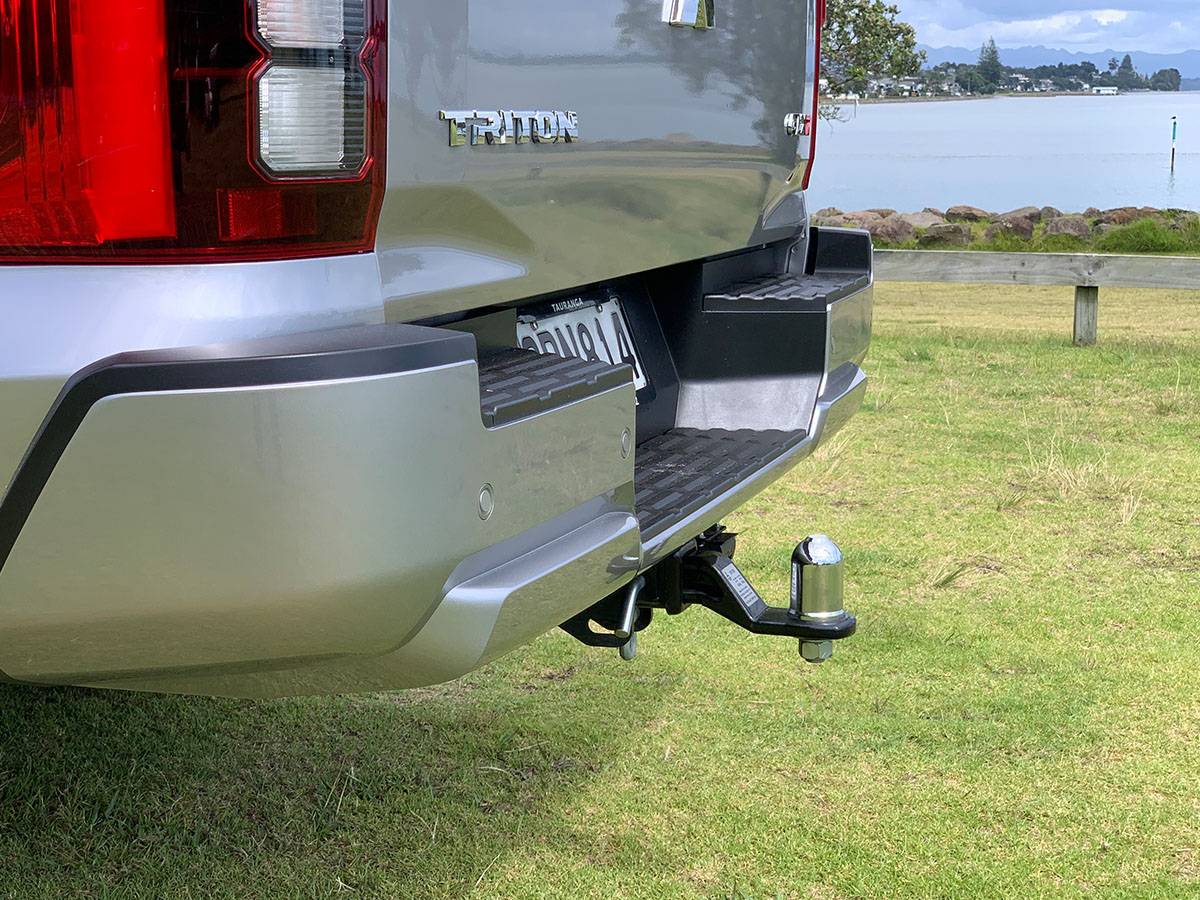 2024 Mitsubishi Triton GLXR 2WD 2.4L Bi-Turbo Diesel 6 Speed Auto