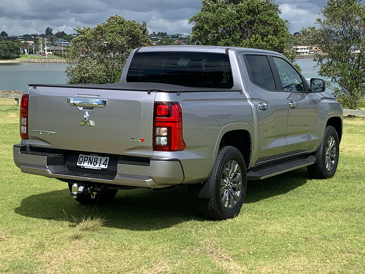 2024 Mitsubishi Triton GLXR 2WD 2.4L Bi-Turbo Diesel 6 Speed Auto