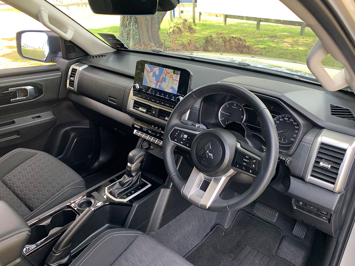 2024 Mitsubishi Triton GLXR 2WD 2.4L Bi-Turbo Diesel 6 Speed Auto