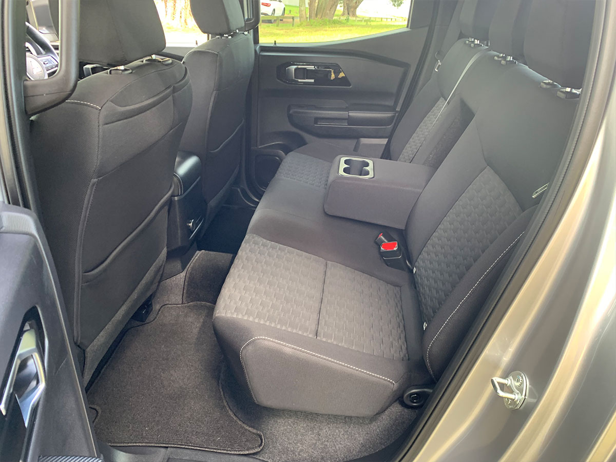 2024 Mitsubishi Triton GLXR 2WD 2.4L Bi-Turbo Diesel 6 Speed Auto