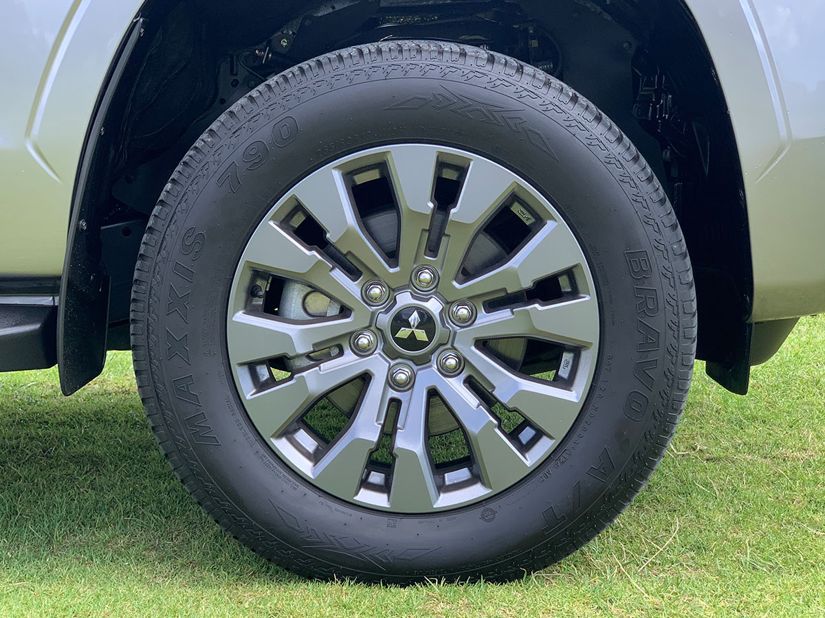 2024 Mitsubishi Triton GLXR 2WD 2.4L Bi-Turbo Diesel 6 Speed Auto