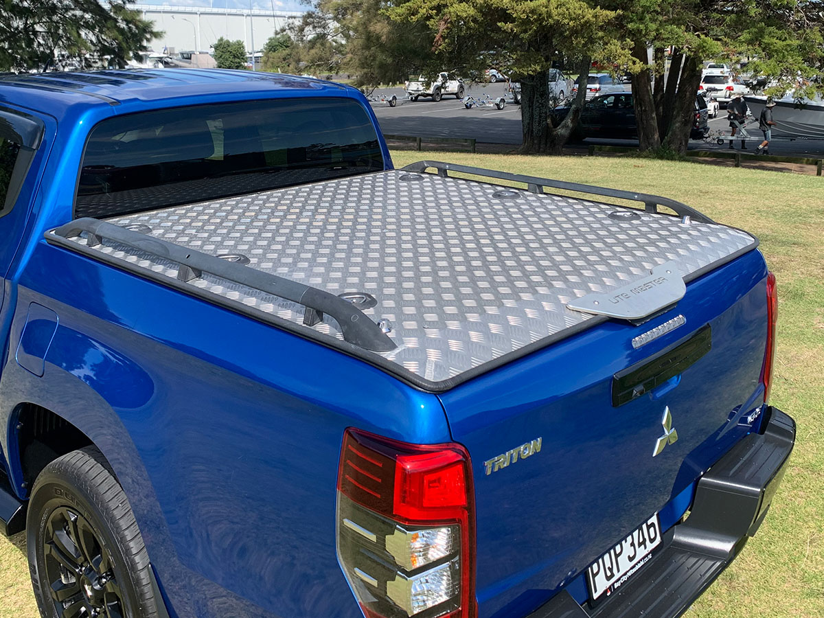 2022 Mitsubishi Triton GLSB 4WD 2.4L Diesel Turbo 6 Speed Auto