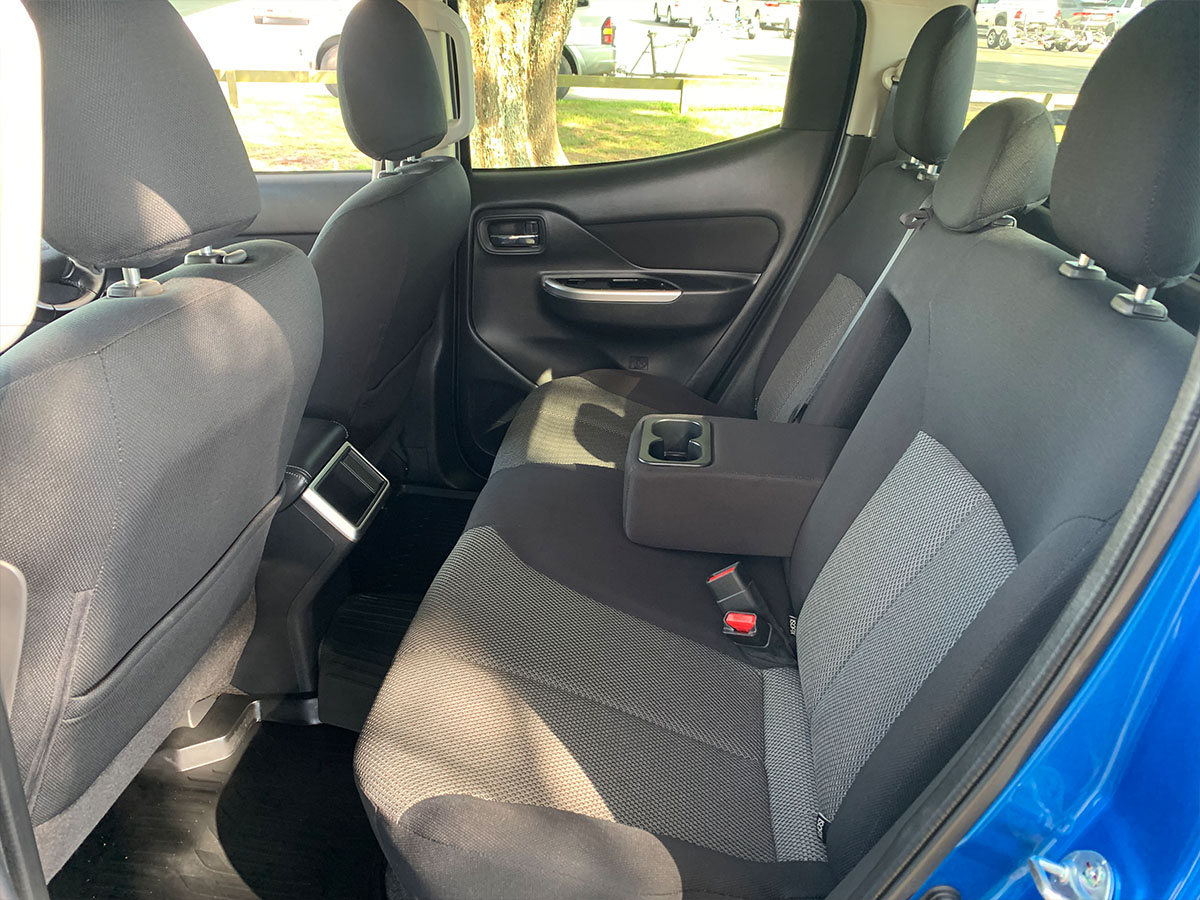 2022 Mitsubishi Triton GLSB 4WD 2.4L Diesel Turbo 6 Speed Auto