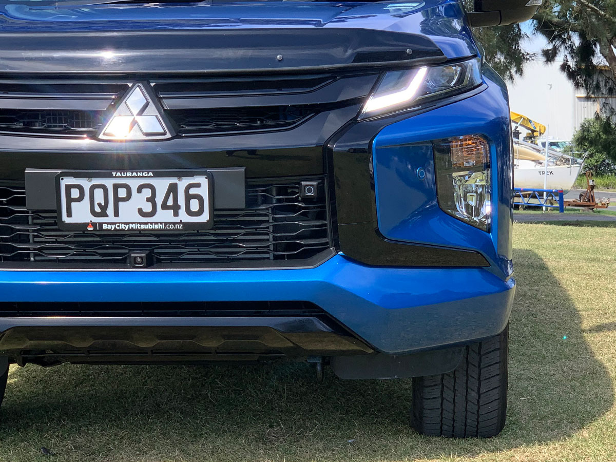 2022 Mitsubishi Triton GLSB 4WD 2.4L Diesel Turbo 6 Speed Auto