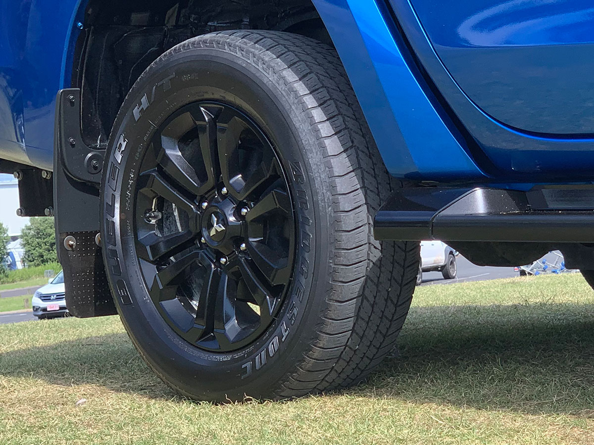 2022 Mitsubishi Triton GLSB 4WD 2.4L Diesel Turbo 6 Speed Auto